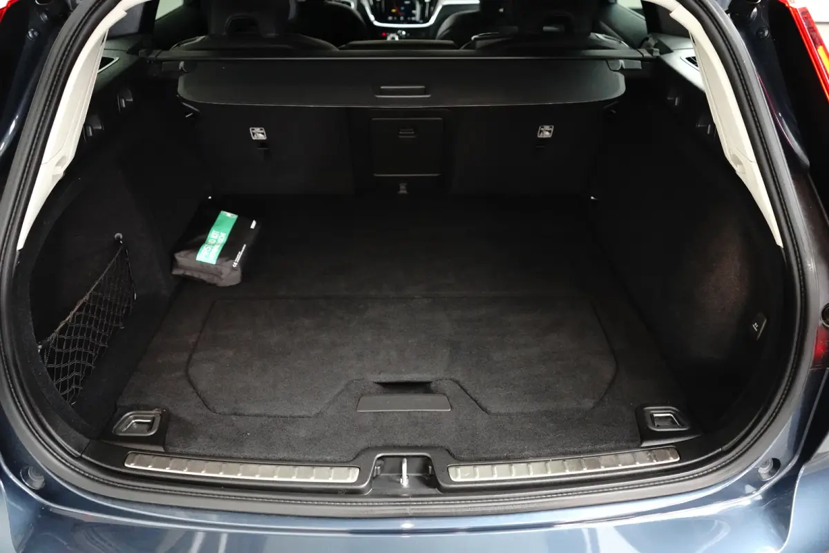 2.0 T6 Recharge AWD Inscription | Trekhaak | Adaptieve CC | Memory | Stoel & stuurverwarming | Leder | BLIS |