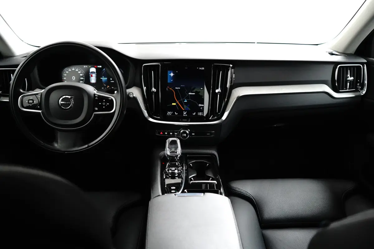 2.0 T6 Recharge AWD Inscription | Trekhaak | Adaptieve CC | Memory | Stoel & stuurverwarming | Leder | BLIS |