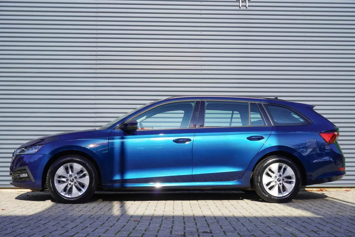 1.0 e-TSI 110pk Ambition | Trekhaak | Navigatie | PDC Achter | SmartLink | Cruise Control