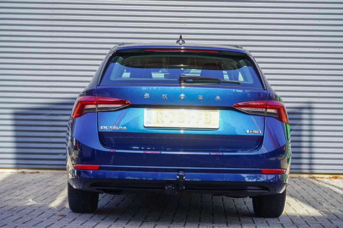 1.0 e-TSI 110pk Ambition | Trekhaak | Navigatie | PDC Achter | SmartLink | Cruise Control