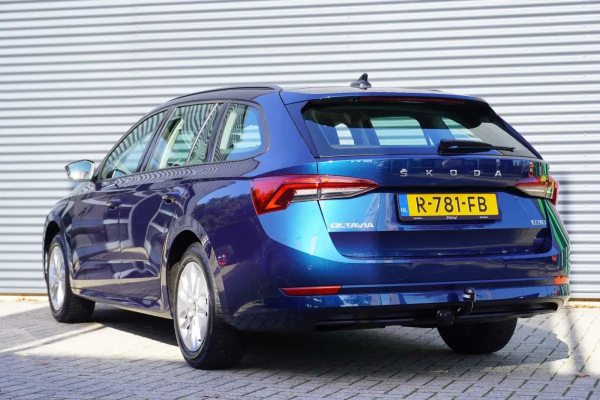 1.0 e-TSI 110pk Ambition | Trekhaak | Navigatie | PDC Achter | SmartLink | Cruise Control