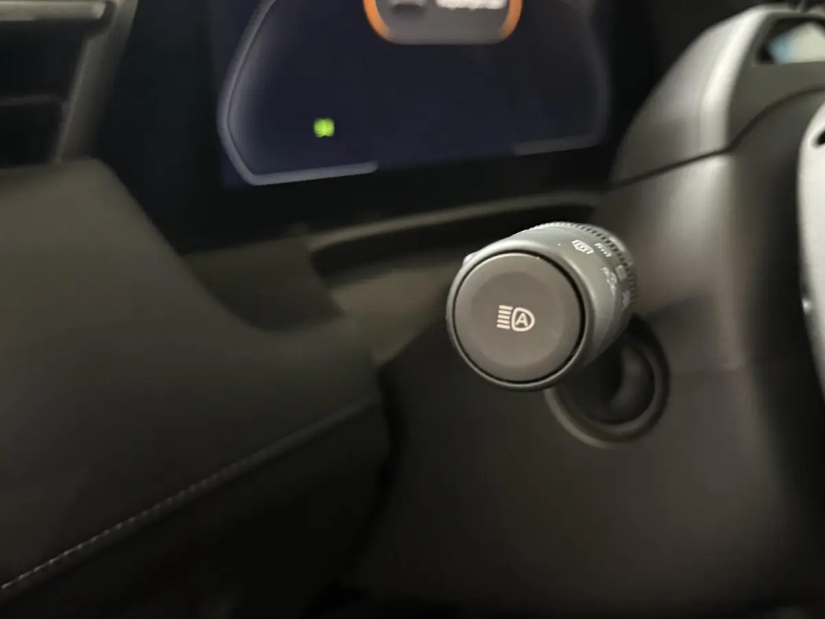 2.5 E-SKYACTIV G 141 M HYBRID Homura | PANO | BOSE