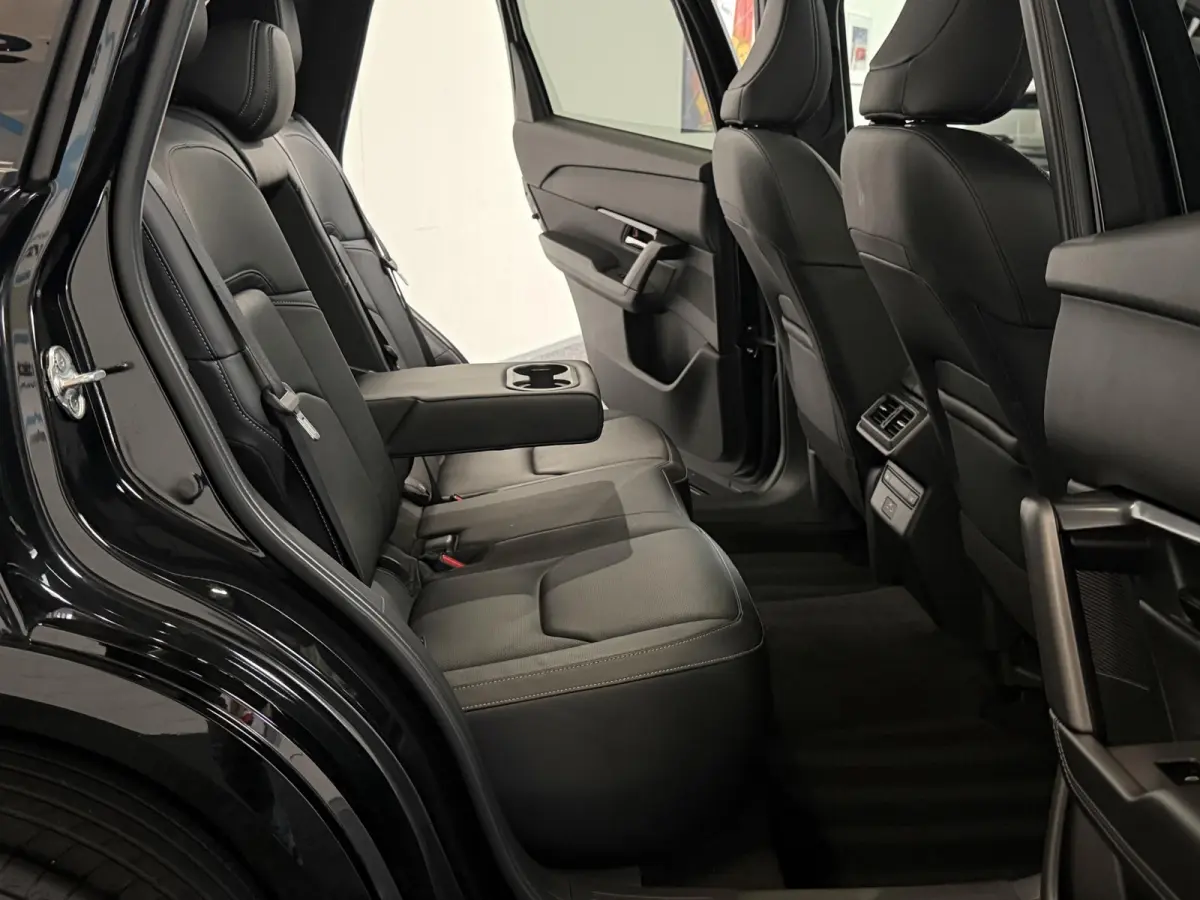 2.5 E-SKYACTIV G 141 M HYBRID Homura | PANO | BOSE