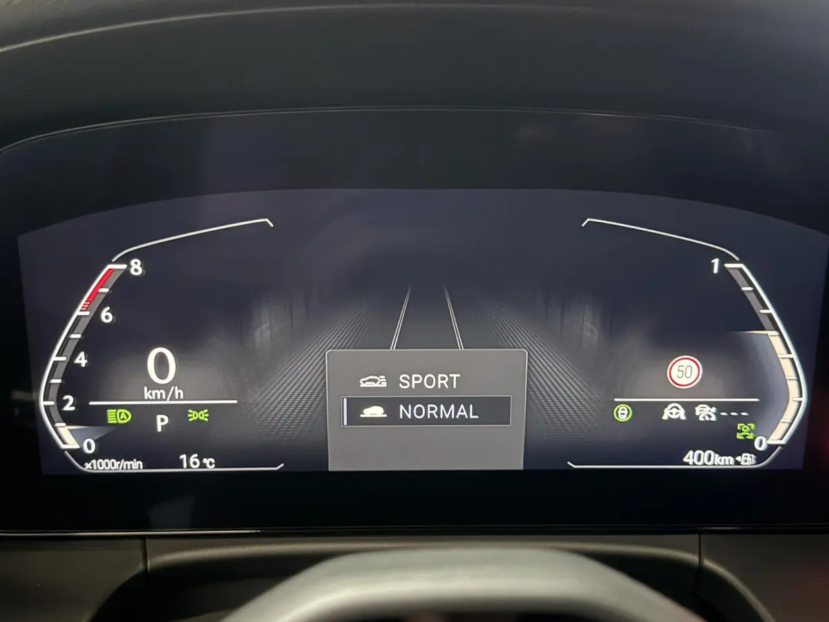 2.5 E-SKYACTIV G 141 M HYBRID Homura | PANO | BOSE