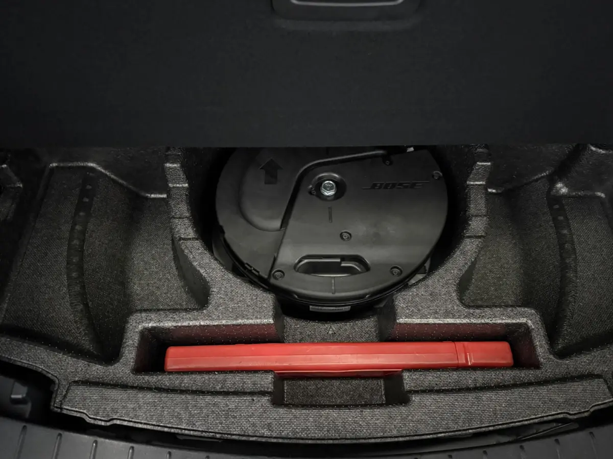 2.5 E-SKYACTIV G 141 M HYBRID Homura | PANO | BOSE