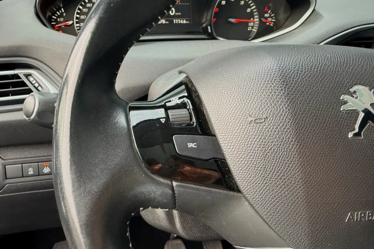 1.2 PureTech Blue Lease Executive 84078KM! PANO NAVI
