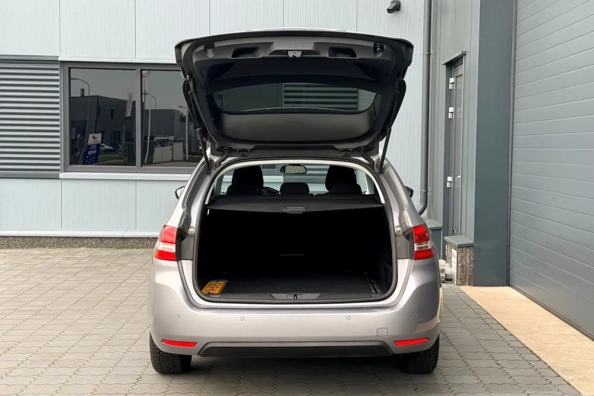1.2 PureTech Blue Lease Executive 84078KM! PANO NAVI