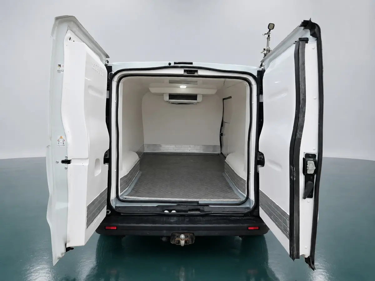 2.0 Blue dCi 130Pk L2 Vrieswagen Koelwagen Dag & Nacht Koeling