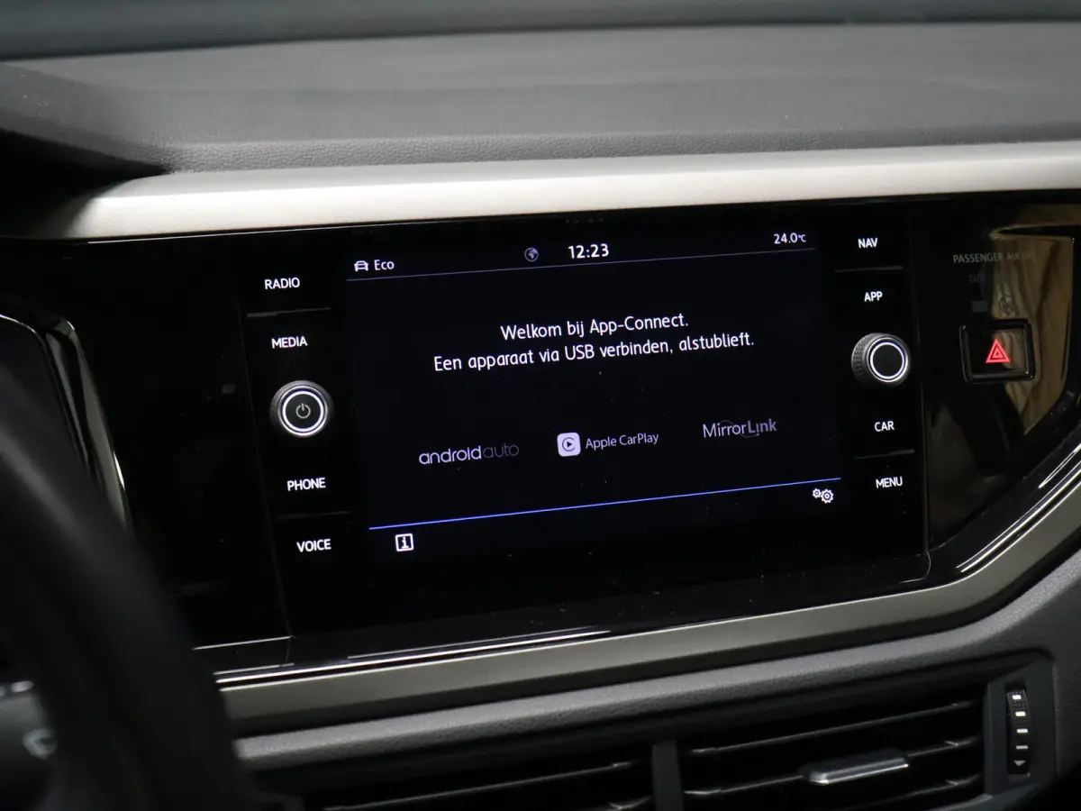 1.0 TSI Sportline *WEEKAANBIEDING* [ADAPTIVE CRUISE, APPLE CARPLAY, PDC V+A, ANDROID, CLIMATE CONTROL, NIEUWSTAAT]
