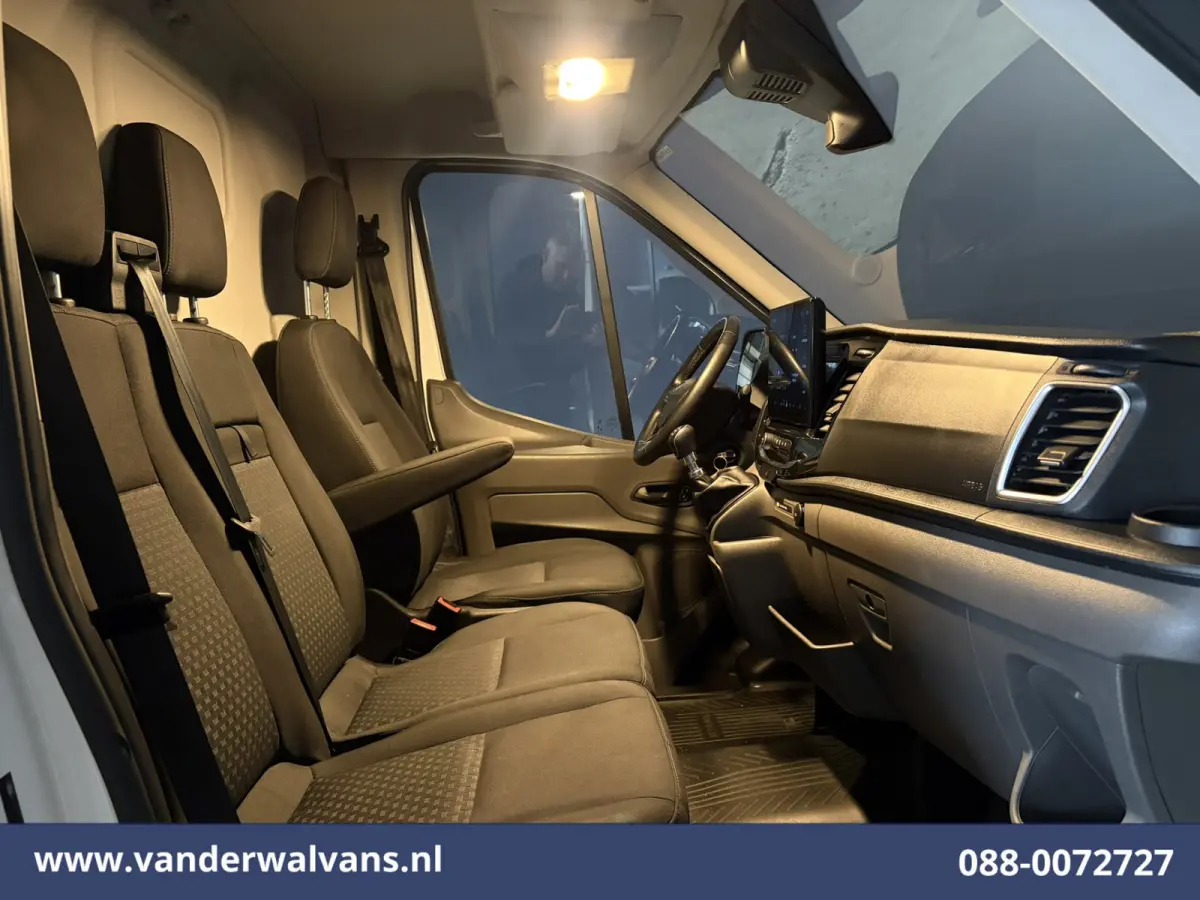 2.0 TDCI 130pk L3H2 Nieuw Model Euro6 Airco | Camera | XL Navigatie | Apple Carplay | Cruisecontrol Android Auto, Stoelverwarming, Verwarmde Voorruit, 270 Graden Achterdeuren, Parkeersensore