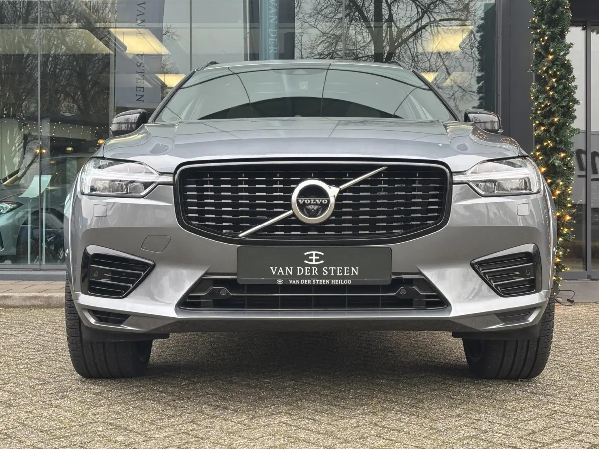 2.0 T8 Plug-in hybrid AWD R-Design B&W Surround | Schuifdak | Memory