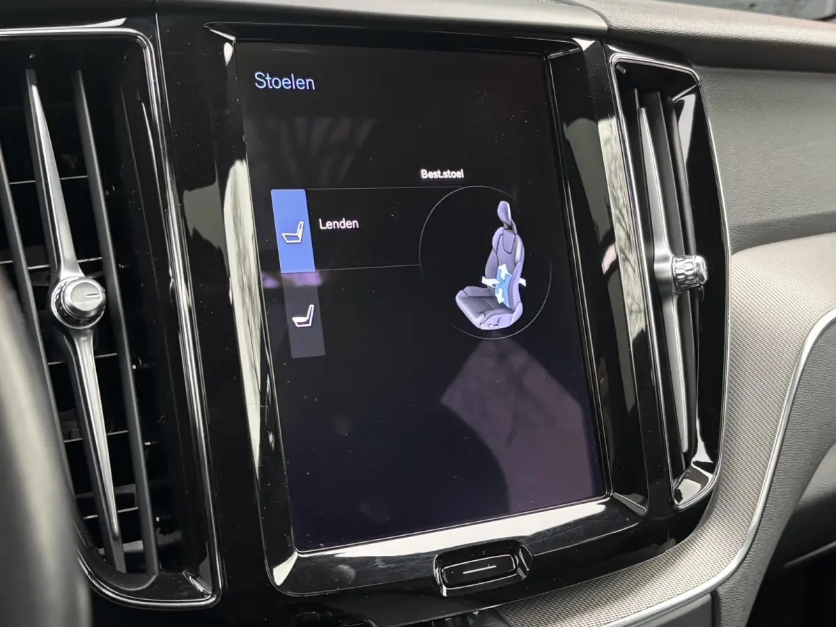2.0 T8 Plug-in hybrid AWD R-Design B&W Surround | Schuifdak | Memory