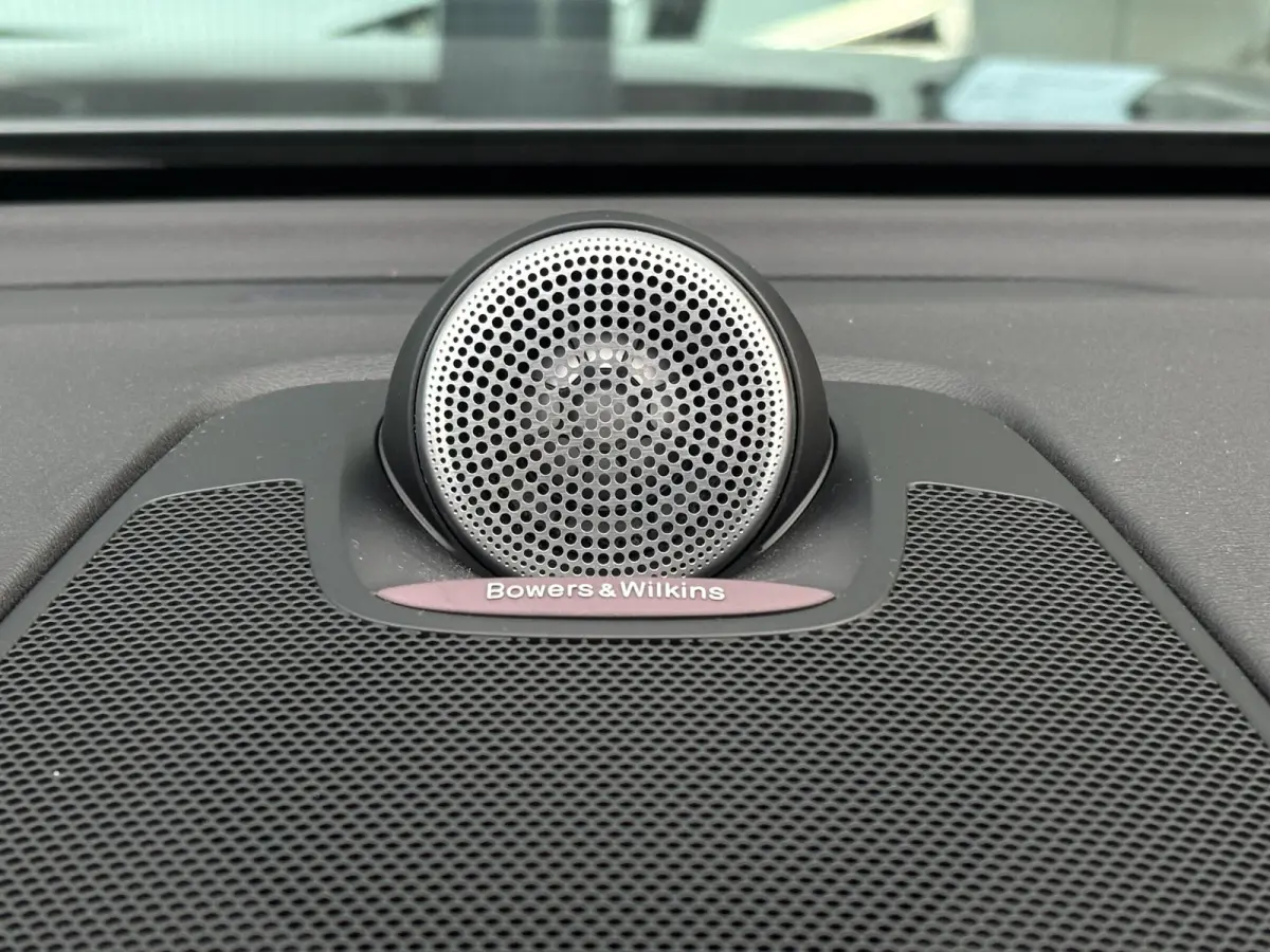 2.0 T8 Plug-in hybrid AWD R-Design B&W Surround | Schuifdak | Memory