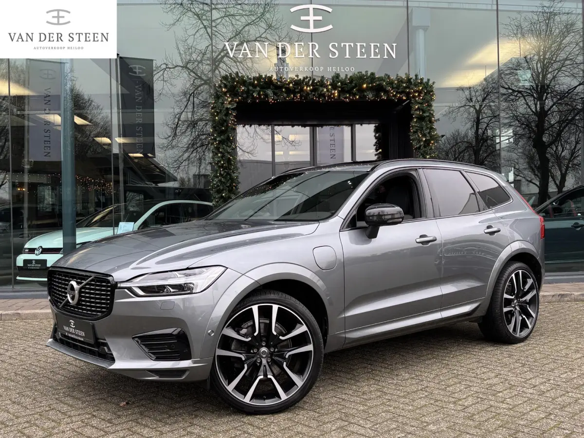 2.0 T8 Plug-in hybrid AWD R-Design B&W Surround | Schuifdak | Memory