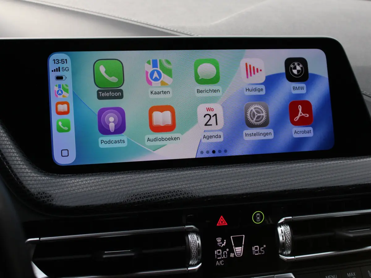 118i CARPLAY I VIRTUAL I SFEERVERL. I CRUISE I LED I ST+STUUR VERWR. I PDC V+A I
