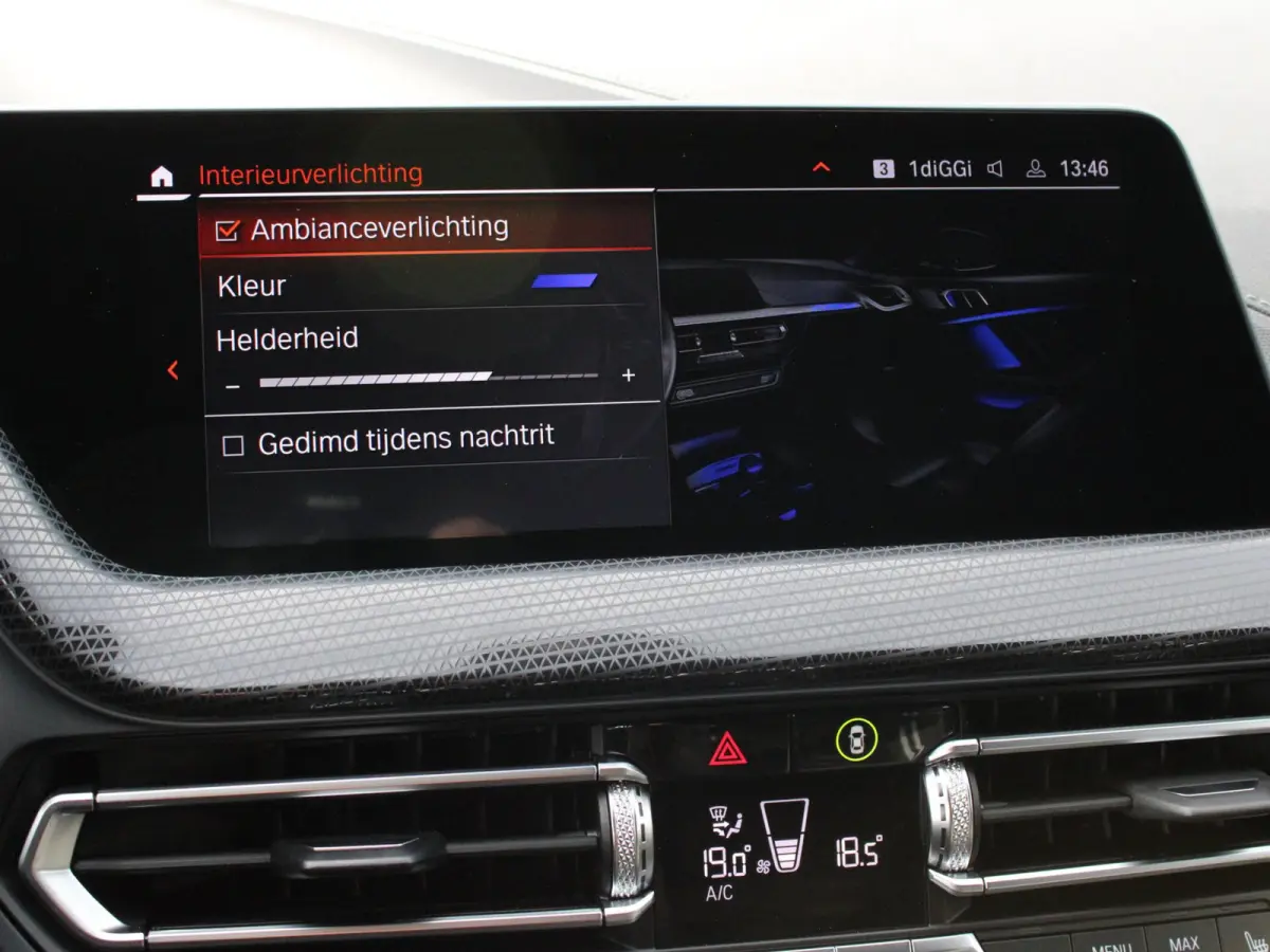 118i CARPLAY I VIRTUAL I SFEERVERL. I CRUISE I LED I ST+STUUR VERWR. I PDC V+A I