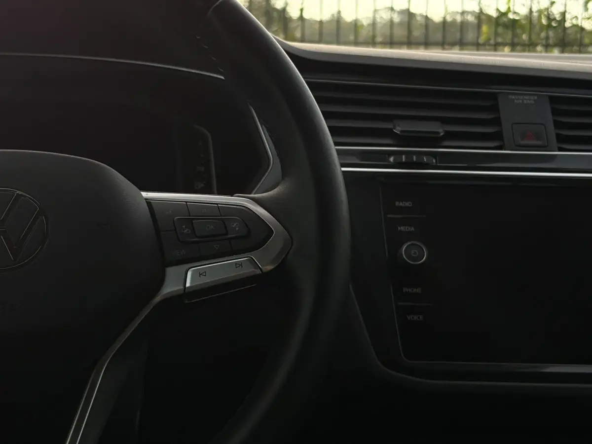 1.4 TSI eHybrid Life Business | Camera | PDC | Carplay | ACC |