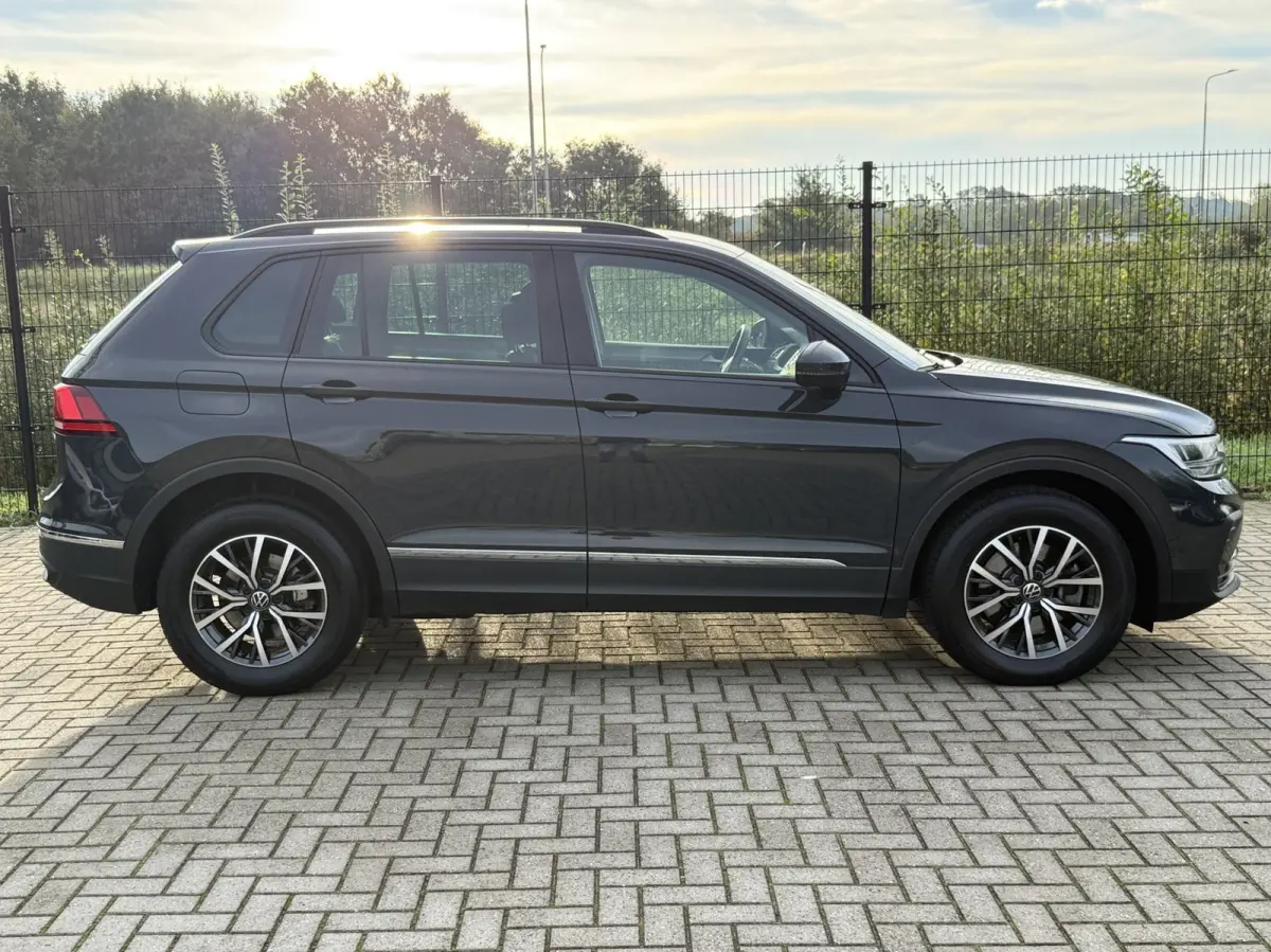 1.4 TSI eHybrid Life Business | Camera | PDC | Carplay | ACC |
