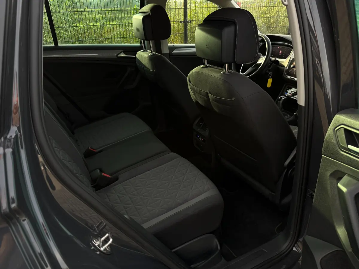 1.4 TSI eHybrid Life Business | Camera | PDC | Carplay | ACC |