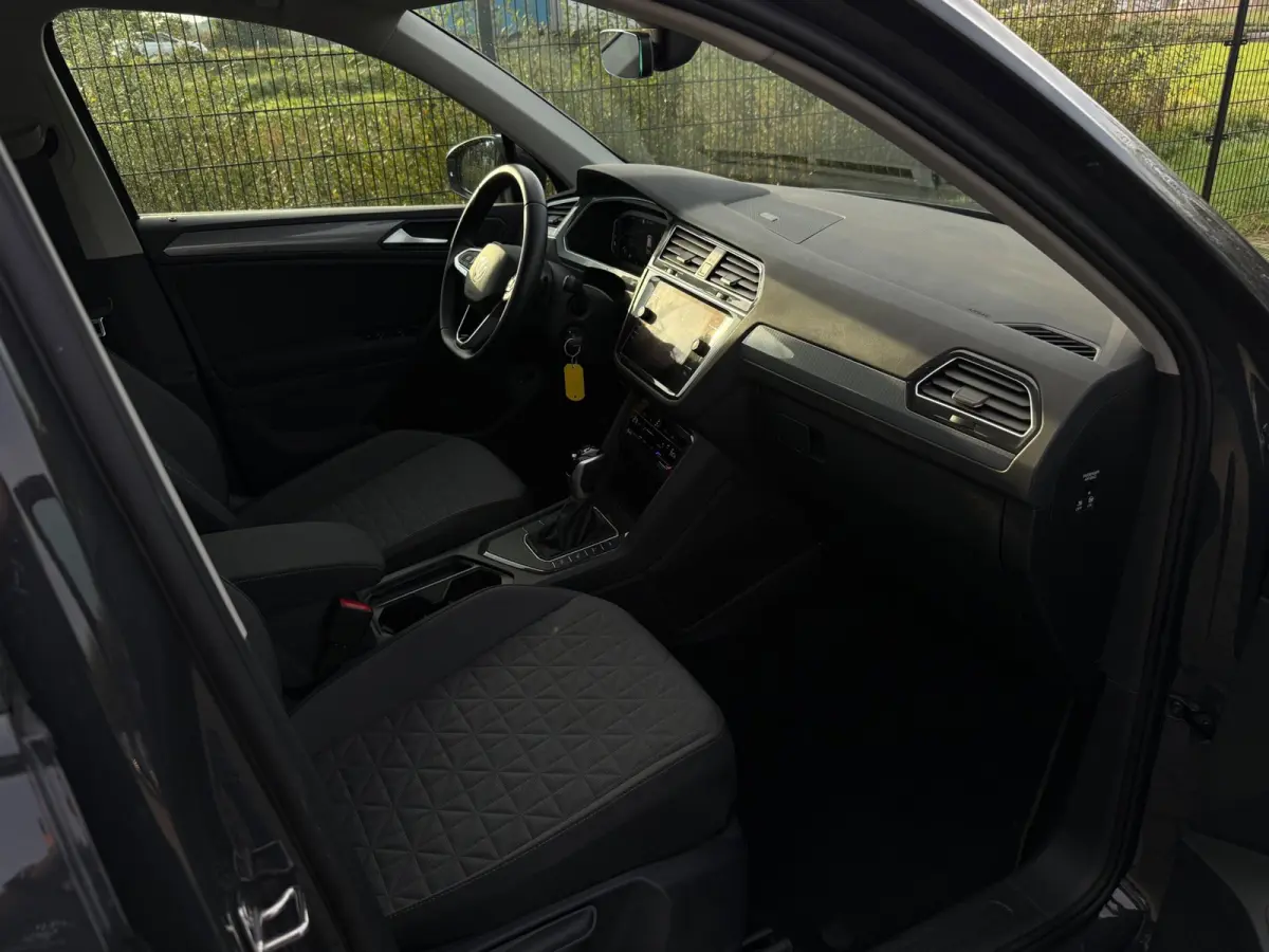 1.4 TSI eHybrid Life Business | Camera | PDC | Carplay | ACC |