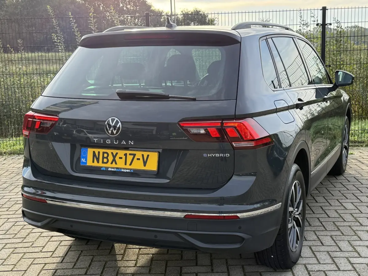 1.4 TSI eHybrid Life Business | Camera | PDC | Carplay | ACC |