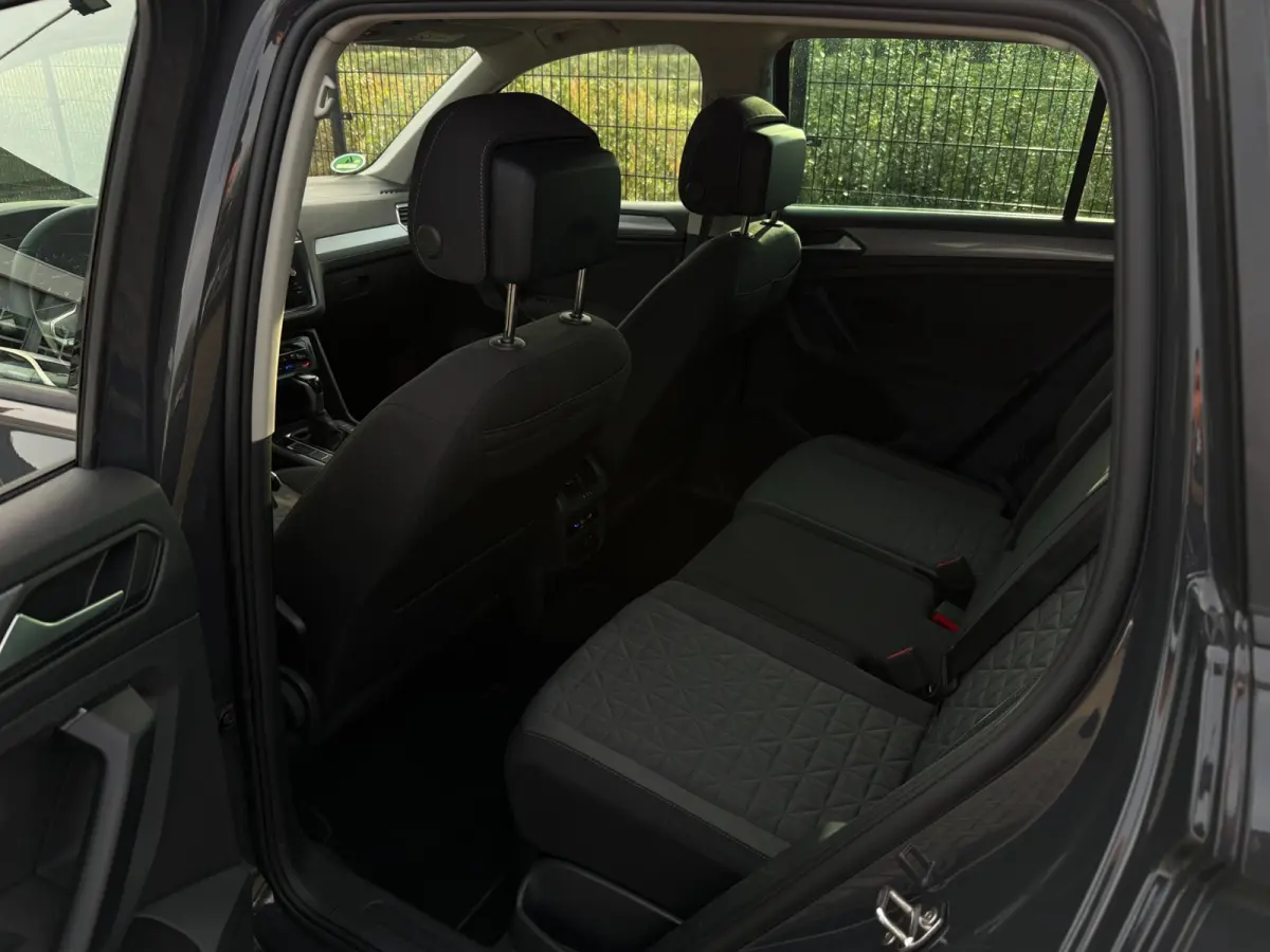 1.4 TSI eHybrid Life Business | Camera | PDC | Carplay | ACC |
