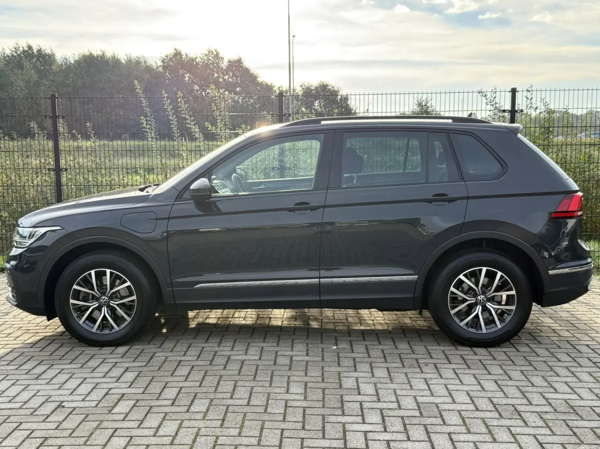 1.4 TSI eHybrid Life Business | Camera | PDC | Carplay | ACC |
