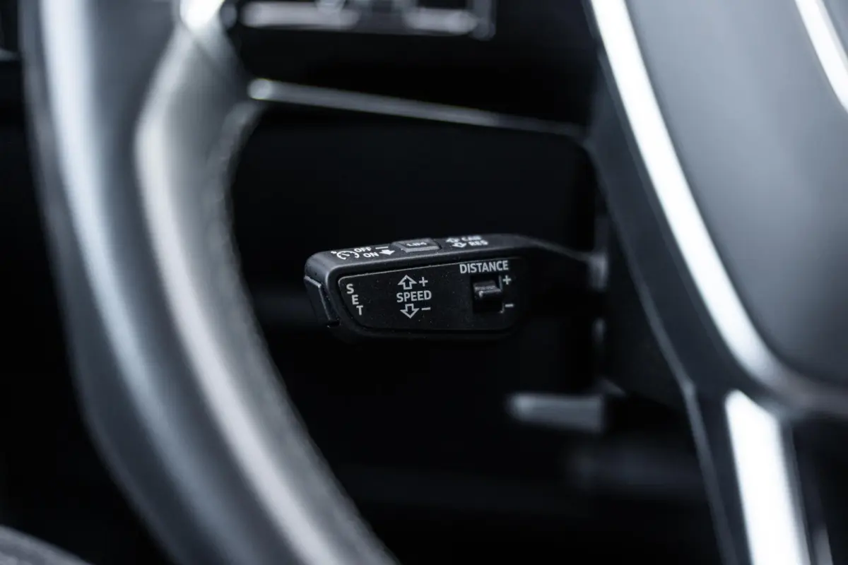 55 408pk quattro Advanced edition 115 kWh | Trekhaak | Luchtvering | Achteruitrijcamera
