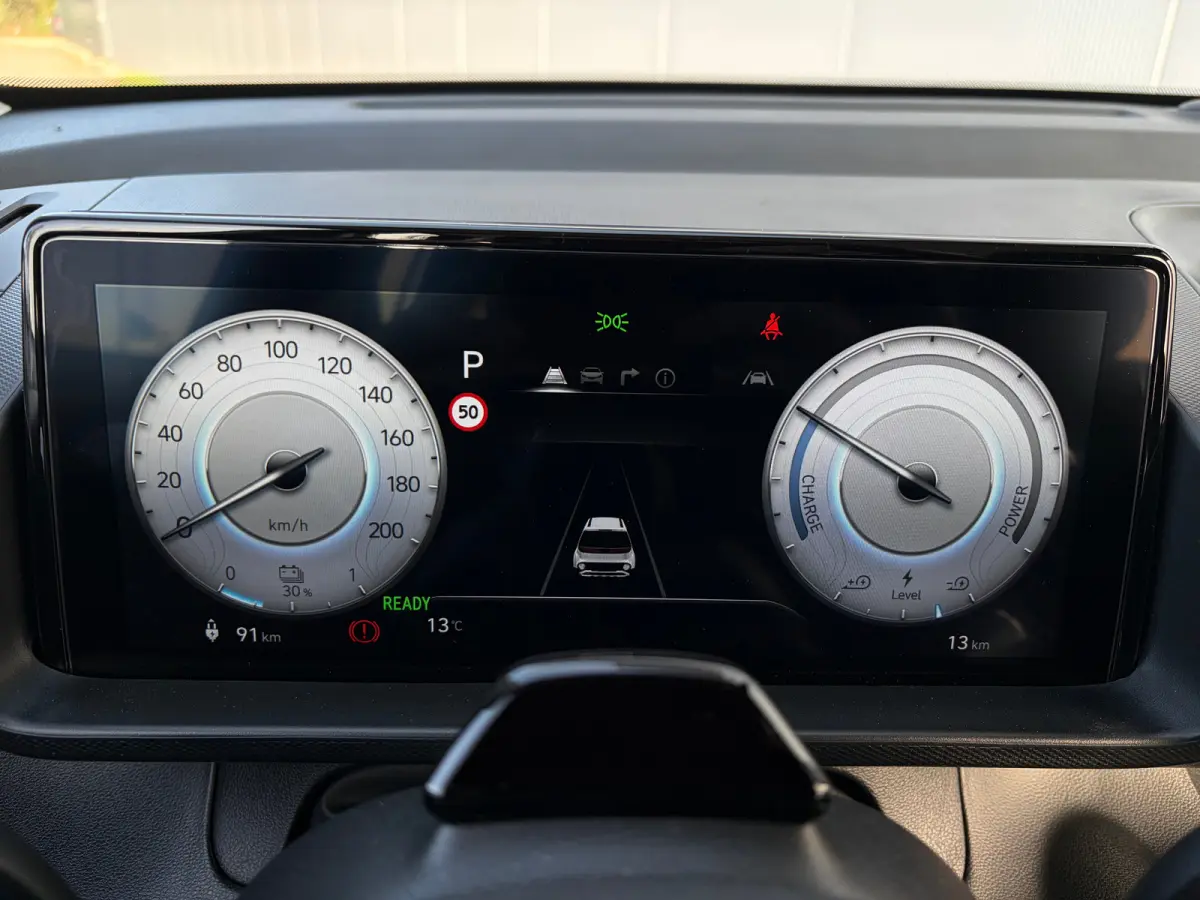 Limited 49kWh | Apple Carplay/Android Auto | Achteruitrijcamera | Cruise control adaptief | Navigatiesysteem |