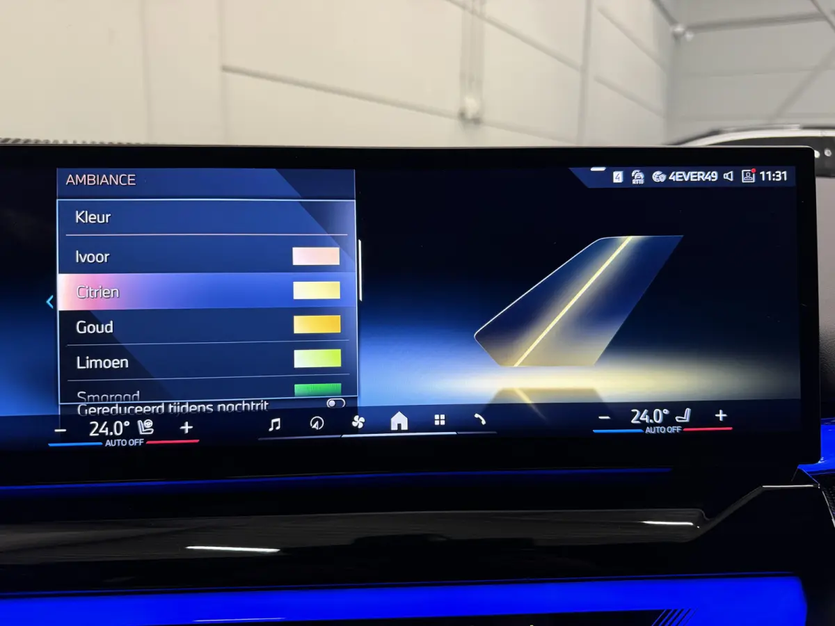 520i M-Sport PANO/TREKHAAK/ICONIC/H&K/HEAD-UP/360CAMERA/VENTILATIE//DRIVING ASS.PRO/ADAPTIVE-LED/19"M-SPORT/STANDKACHEL/BROOKLYN-GRAU/FABRIEKS-GARANTIE tm 05-2028, NET GROTE OH BEURT GEHAD B