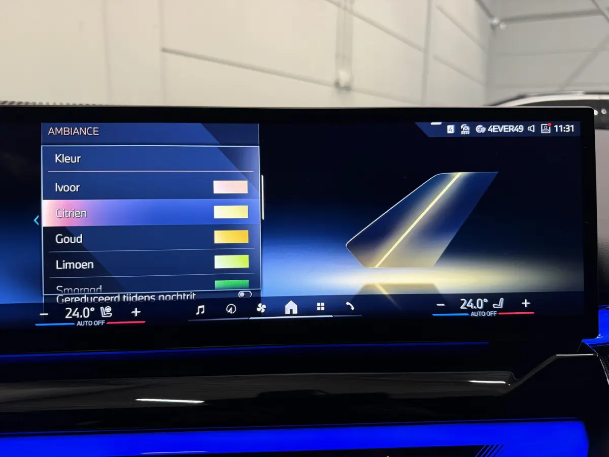520i M-Sport PANO/TREKHAAK/ICONIC/H&K/HEAD-UP/360CAMERA/VENTILATIE//DRIVING ASS.PRO/ADAPTIVE-LED/19"M-SPORT/STANDKACHEL/BROOKLYN-GRAU/FABRIEKS-GARANTIE tm 05-2028, NET GROTE OH BEURT GEHAD B