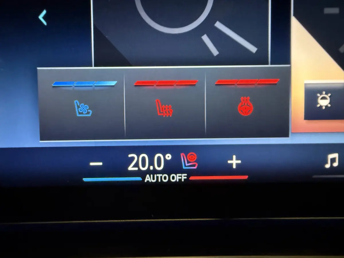 520i M-Sport PANO/TREKHAAK/ICONIC/H&K/HEAD-UP/360CAMERA/VENTILATIE//DRIVING ASS.PRO/ADAPTIVE-LED/19"M-SPORT/STANDKACHEL/BROOKLYN-GRAU/FABRIEKS-GARANTIE tm 05-2028, NET GROTE OH BEURT GEHAD B