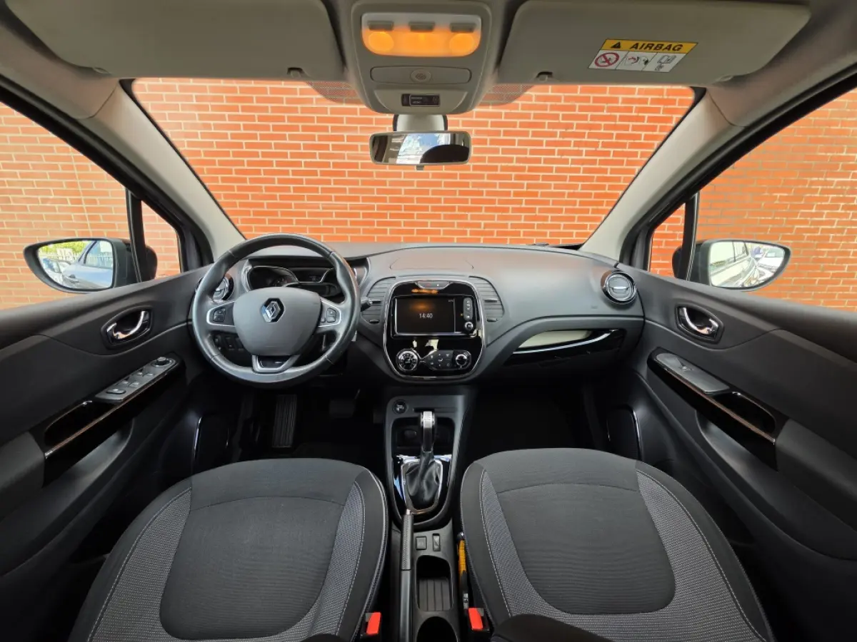 Captur TCe Dynamique | | Climate Control | Camera | Trekhaak | Cruise Control | Navigatie
