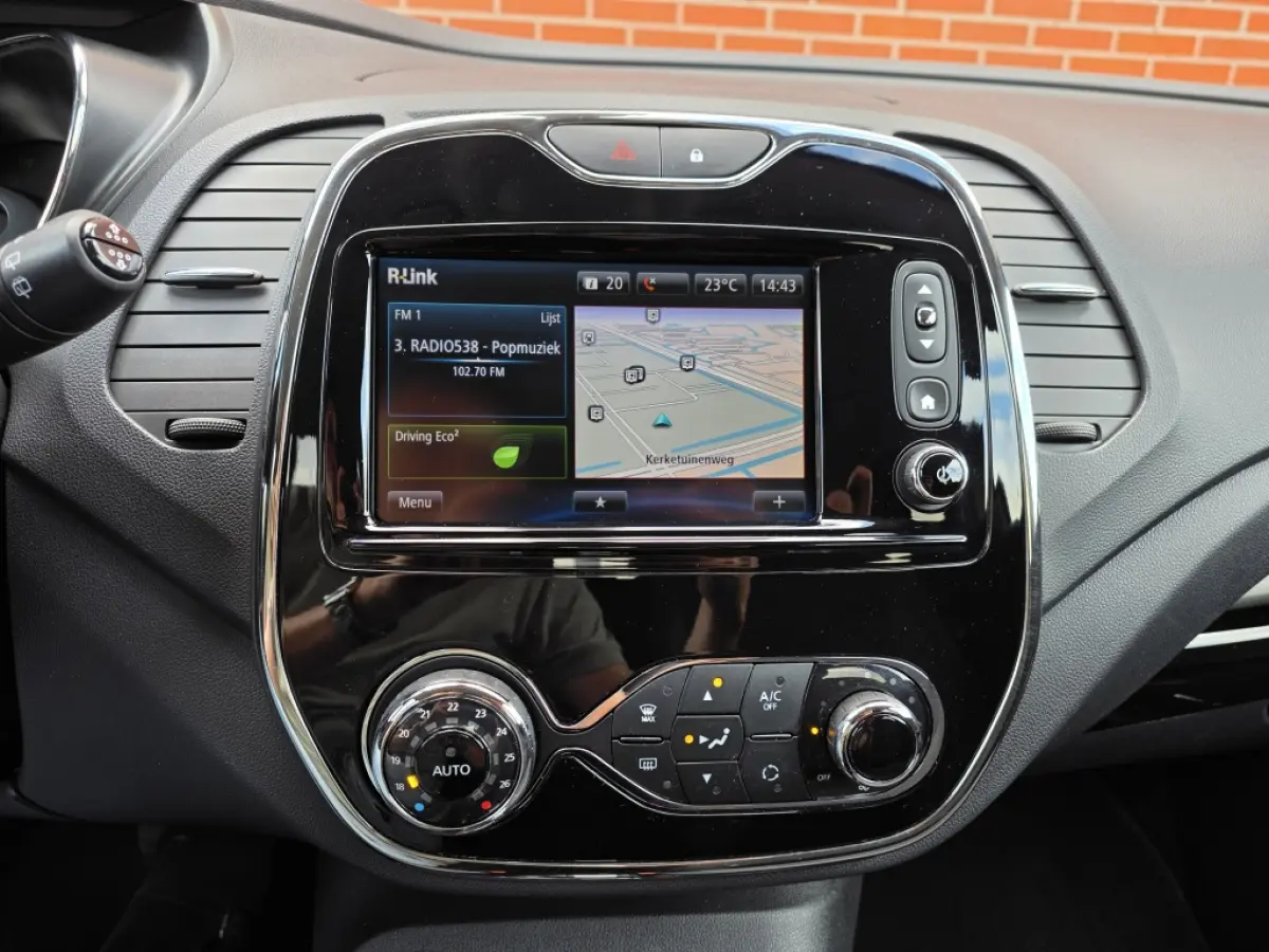 Captur TCe Dynamique | | Climate Control | Camera | Trekhaak | Cruise Control | Navigatie