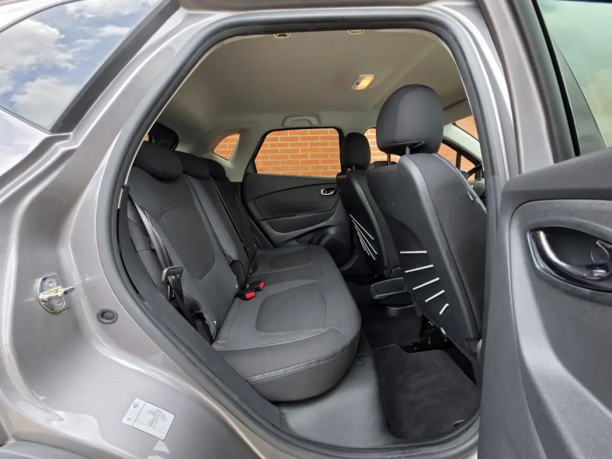 Captur TCe Dynamique | | Climate Control | Camera | Trekhaak | Cruise Control | Navigatie