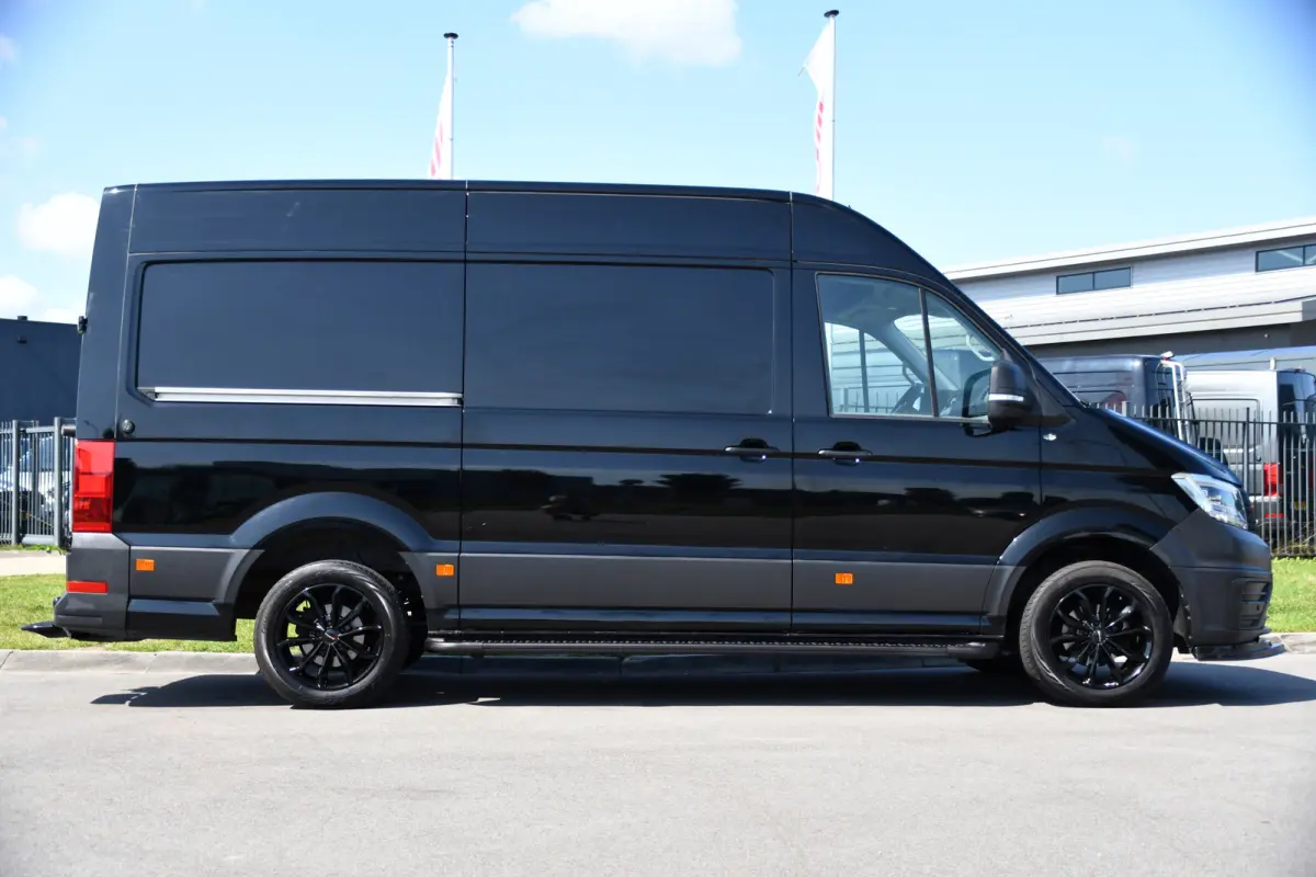 35 2.0 TDI L3H3 Black Edition Camera, Adaptieve Cruise, 3500kg Trekhaak, Automaat, LED, Geveerde stoel, 164pk, Massage stoel, Uniek!