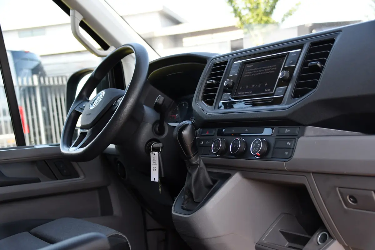 35 2.0 TDI L3H3 Black Edition Camera, Adaptieve Cruise, 3500kg Trekhaak, Automaat, LED, Geveerde stoel, 164pk, Massage stoel, Uniek!