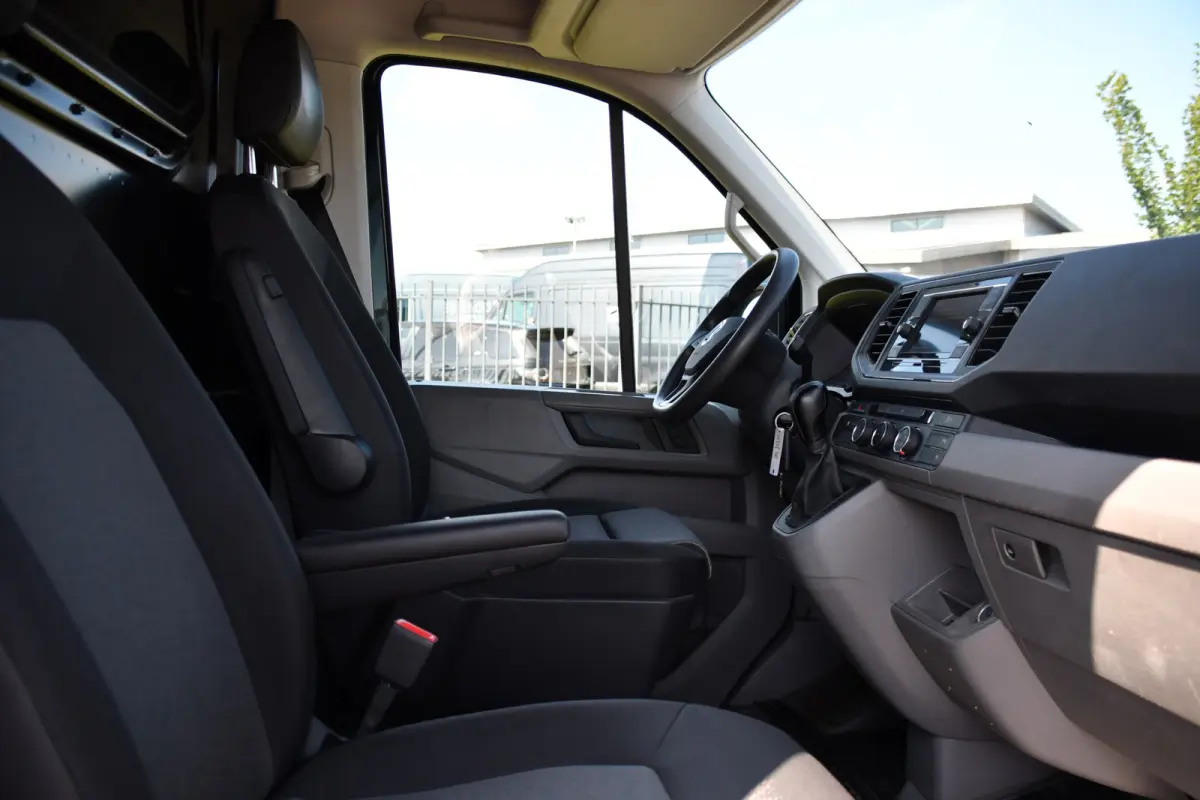 35 2.0 TDI L3H3 Black Edition Camera, Adaptieve Cruise, 3500kg Trekhaak, Automaat, LED, Geveerde stoel, 164pk, Massage stoel, Uniek!
