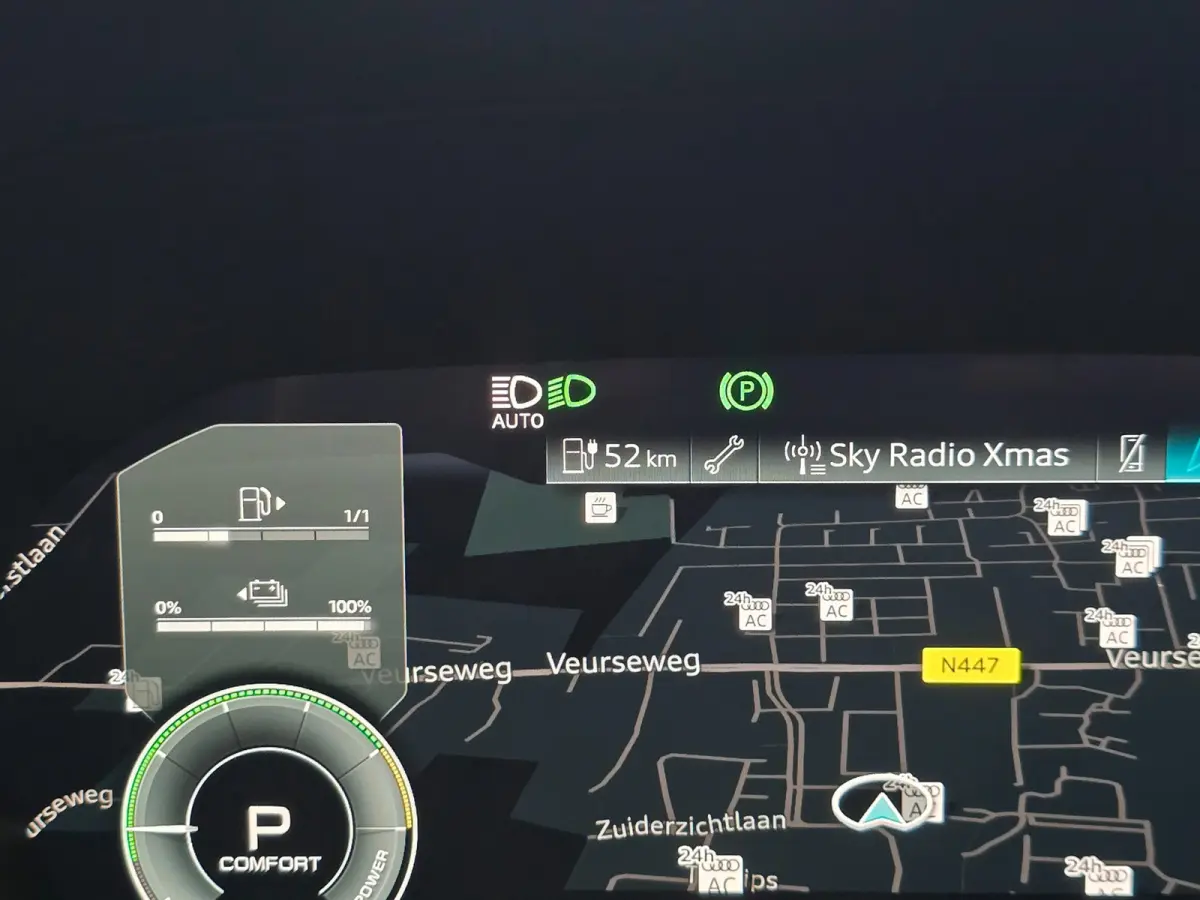 40 TFSI e RS3 Look / B & O / Acc / Lane Assist / Dode Hoek / Dig Cockpit / Navi / Ecc / Elek Pakket / Allu Velge
