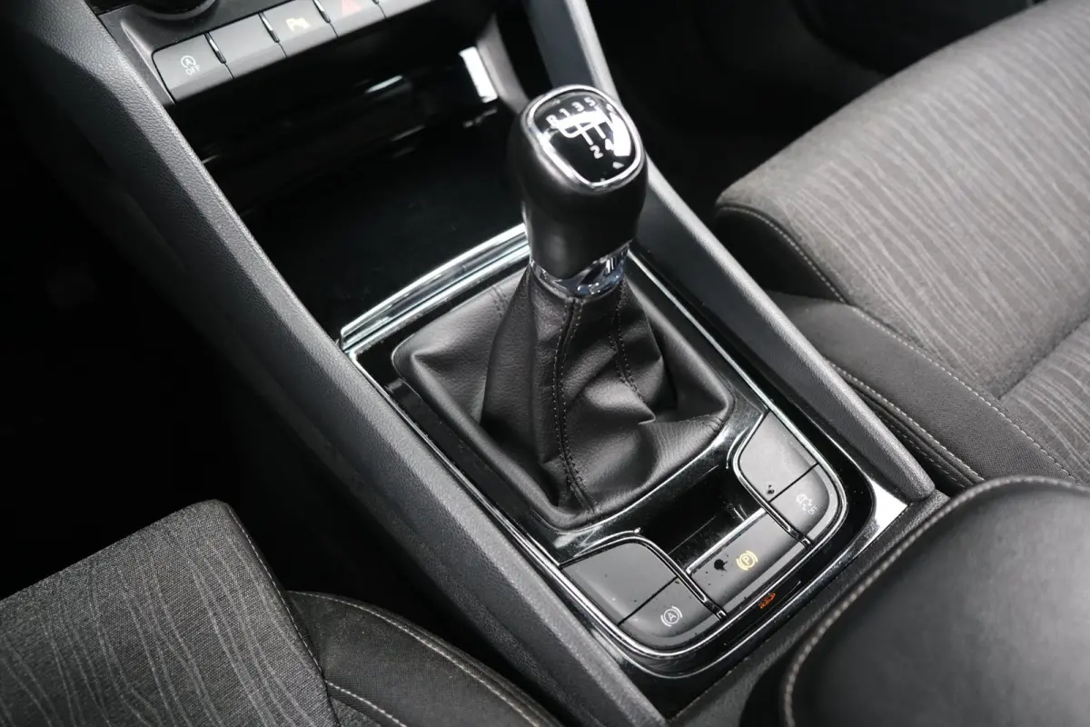 1.0 TSI Business Edition Camera Navi PDC Airco
