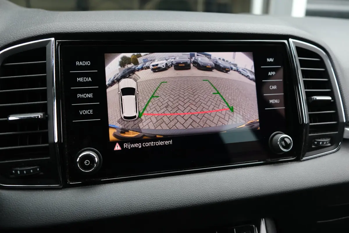 1.0 TSI Business Edition Camera Navi PDC Airco