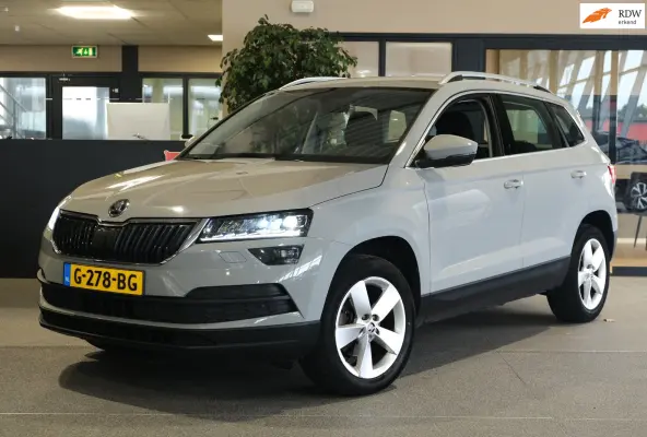 1.0 TSI Business Edition Camera Navi PDC Airco