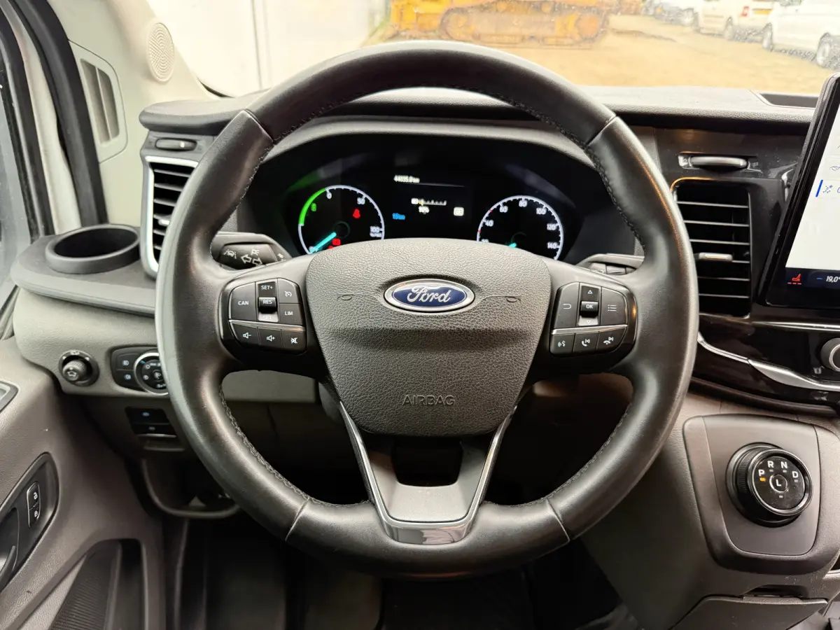 68kWh 184PK L4H3 317km WLTP BEV Snelladen Carplay Climate control 360° Camera Parkeersensoren v+a Stoelverwarming