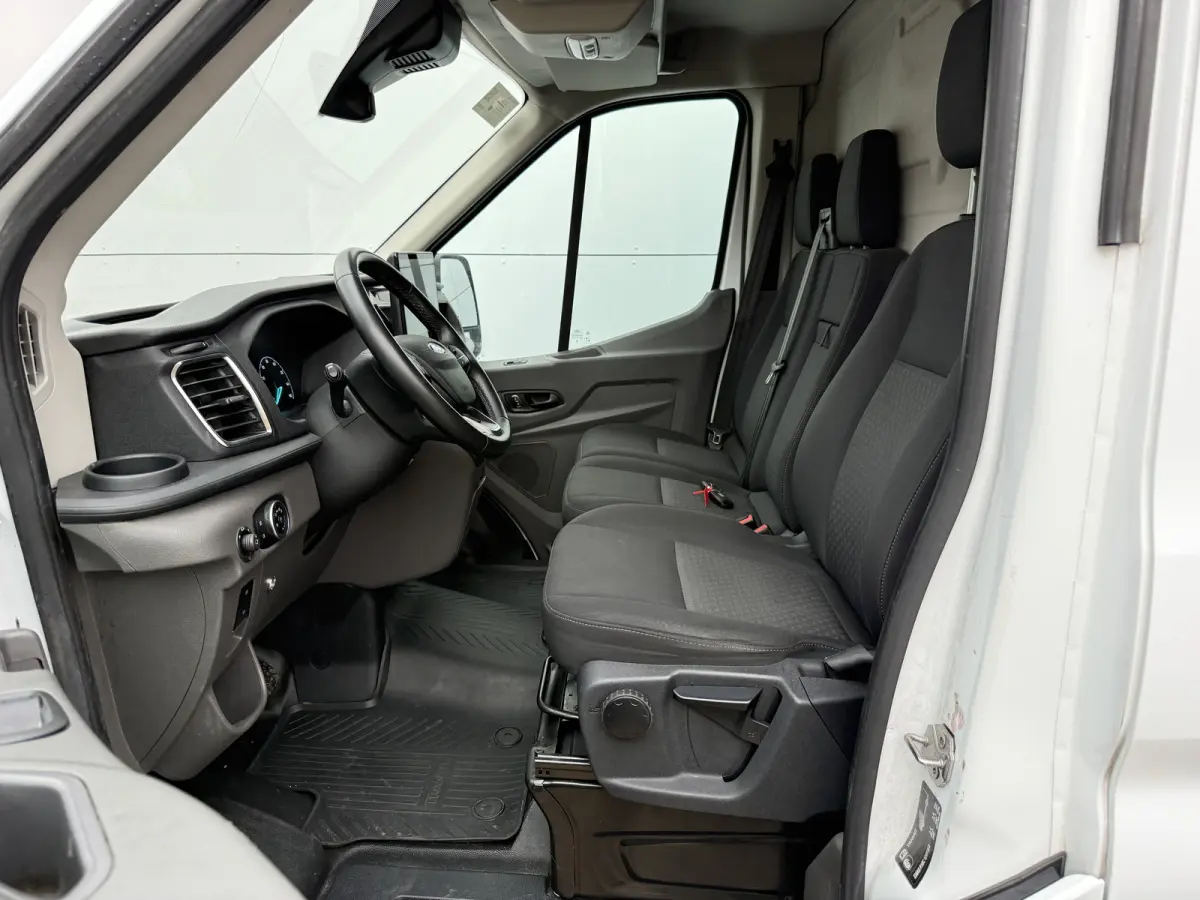 68kWh 184PK L4H3 317km WLTP BEV Snelladen Carplay Climate control 360° Camera Parkeersensoren v+a Stoelverwarming