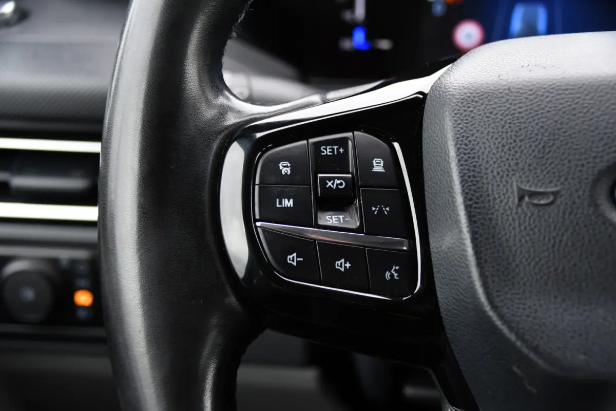300 2.0 TDCI L2H1 Limited Black Edition Adaptieve Cruise, Camera, Carplay, LED, 2 x Schuifdeur, Automaat, 170pk, Stoelverwarming, Sensoren, Uniek!