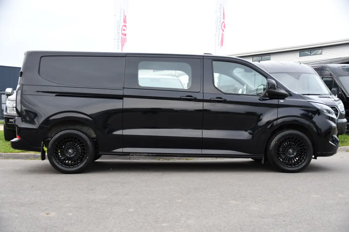 300 2.0 TDCI L2H1 Limited Black Edition Adaptieve Cruise, Camera, Carplay, LED, 2 x Schuifdeur, Automaat, 170pk, Stoelverwarming, Sensoren, Uniek!