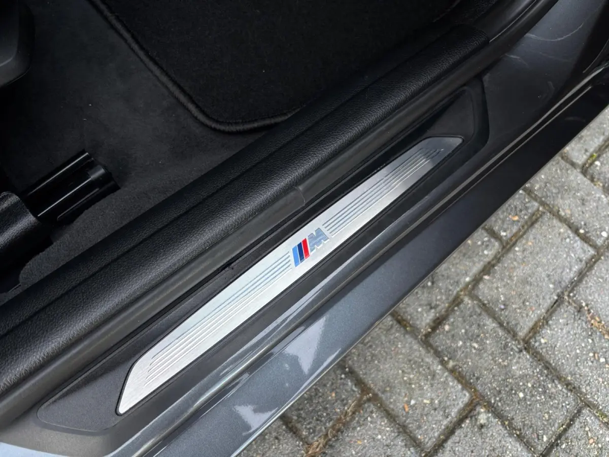320i M-Sport ✅ Leder ✅ LED ✅ Trekhaak