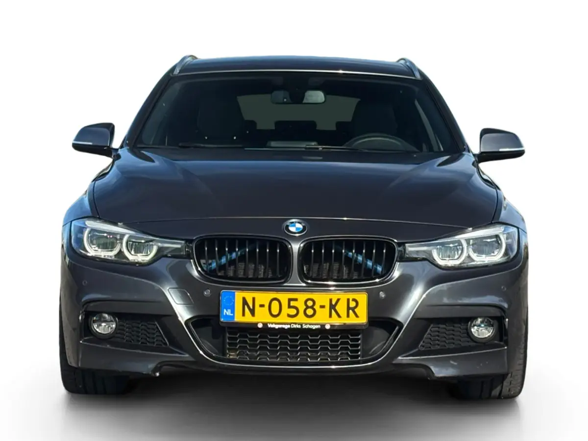 320i M-Sport ✅ Leder ✅ LED ✅ Trekhaak