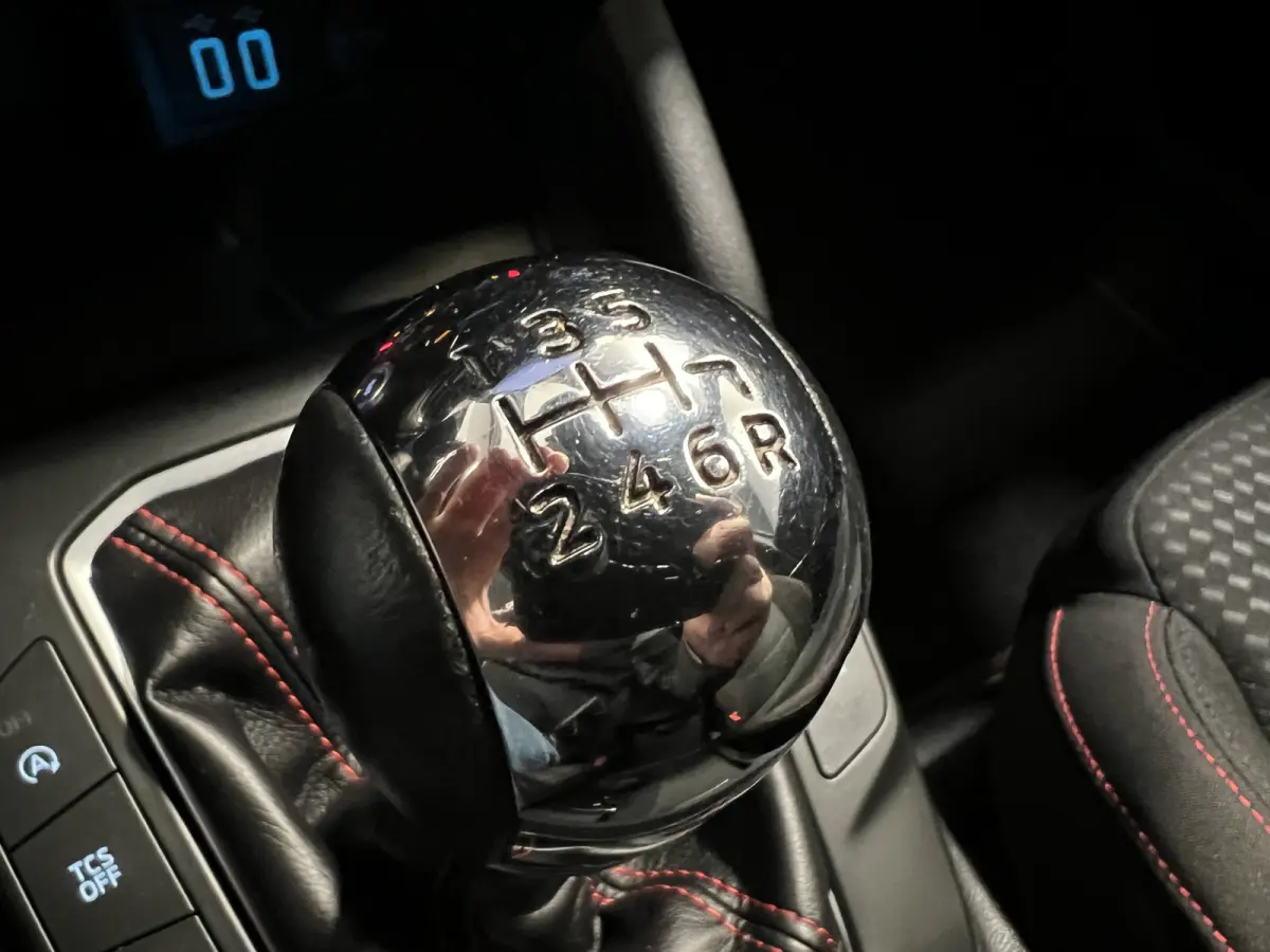 1.0 EcoBoost Hybrid ST Line X Business | Navigatie/Android/Apple Carplay | LM Velgen 17" |  Afn.Trekhaak | Adap.Cruise Control | LED Koplampen | Airco |