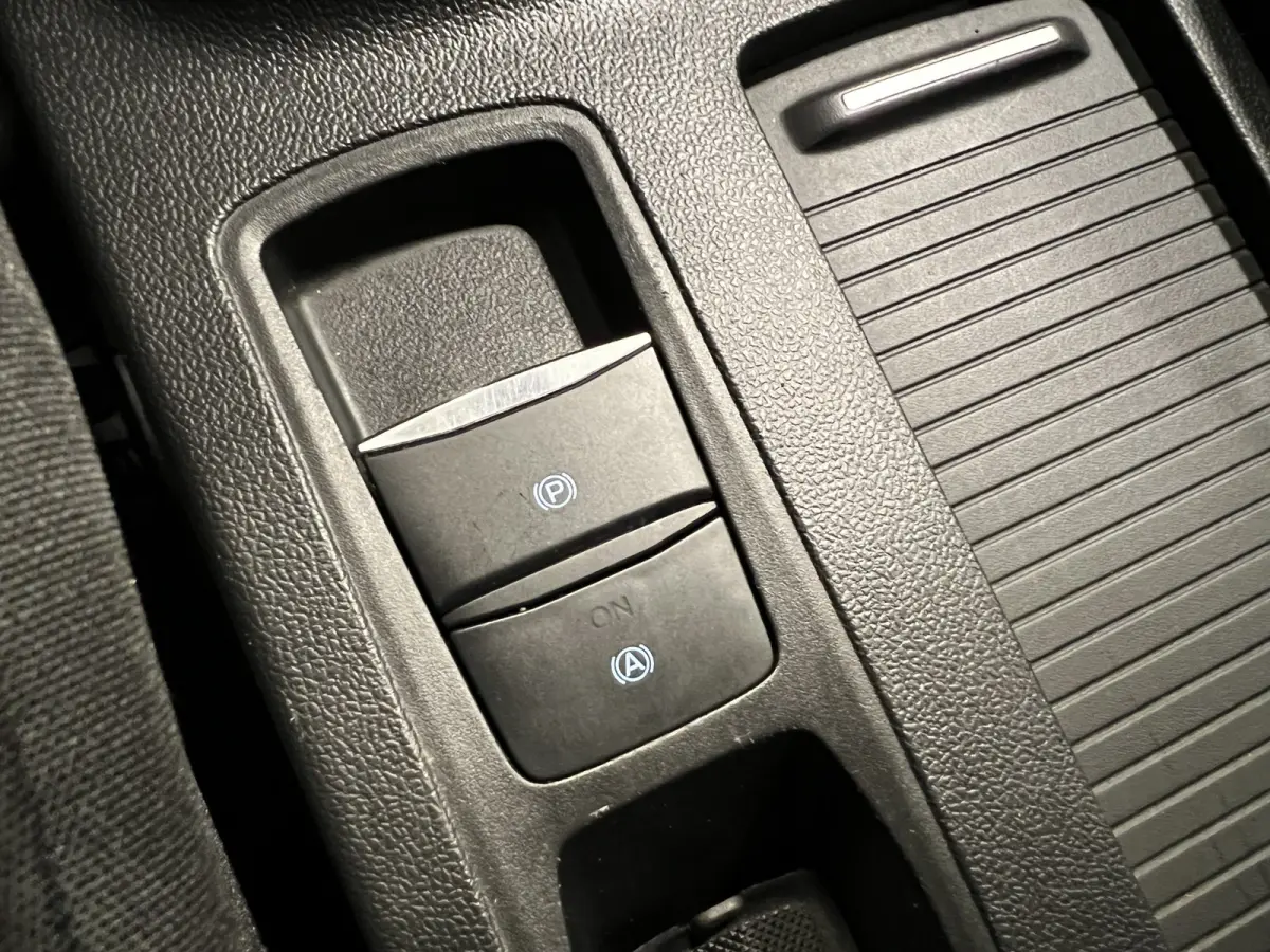 1.0 EcoBoost Hybrid ST Line X Business | Navigatie/Android/Apple Carplay | LM Velgen 17" |  Afn.Trekhaak | Adap.Cruise Control | LED Koplampen | Airco |
